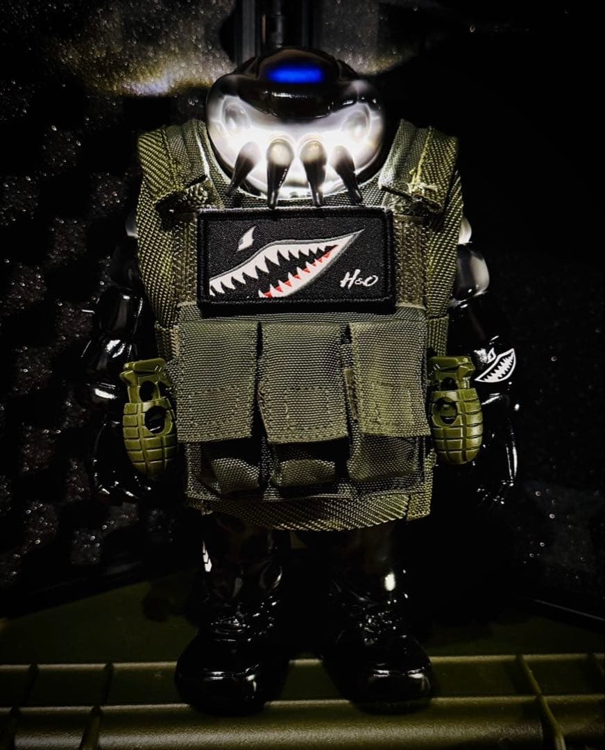 GYAROMI クトゥルフォイド 漆黒　グリーンベスト　h&o限定