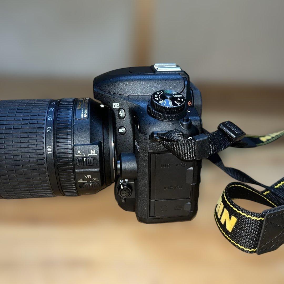 Nikon D7500 18-140 VR Kit 一眼レフ