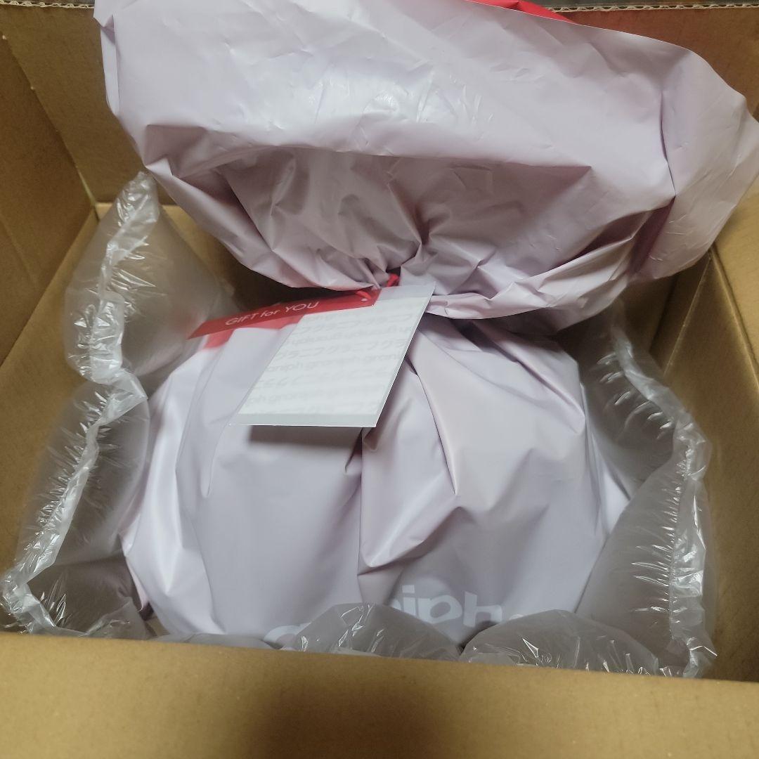 忍*]様 グラニフ クリスマスキャンペーン！(非売品)スノードーム ビューティフ