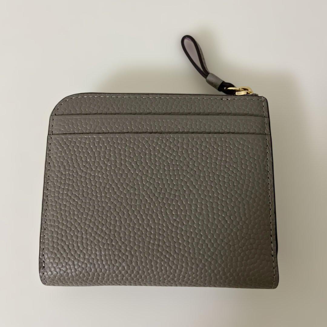 PELLE BORSA 二つ折り財布