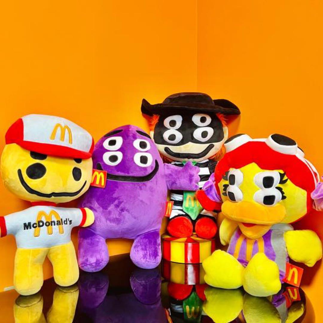 マクドナルド CPFM x McDonald's Set of 4 Plush
