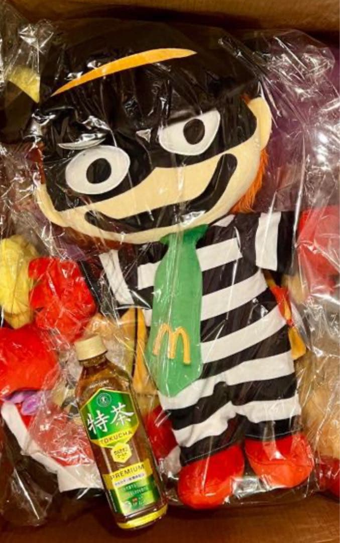 マクドナルド CPFM x McDonald's Set of 4 Plush