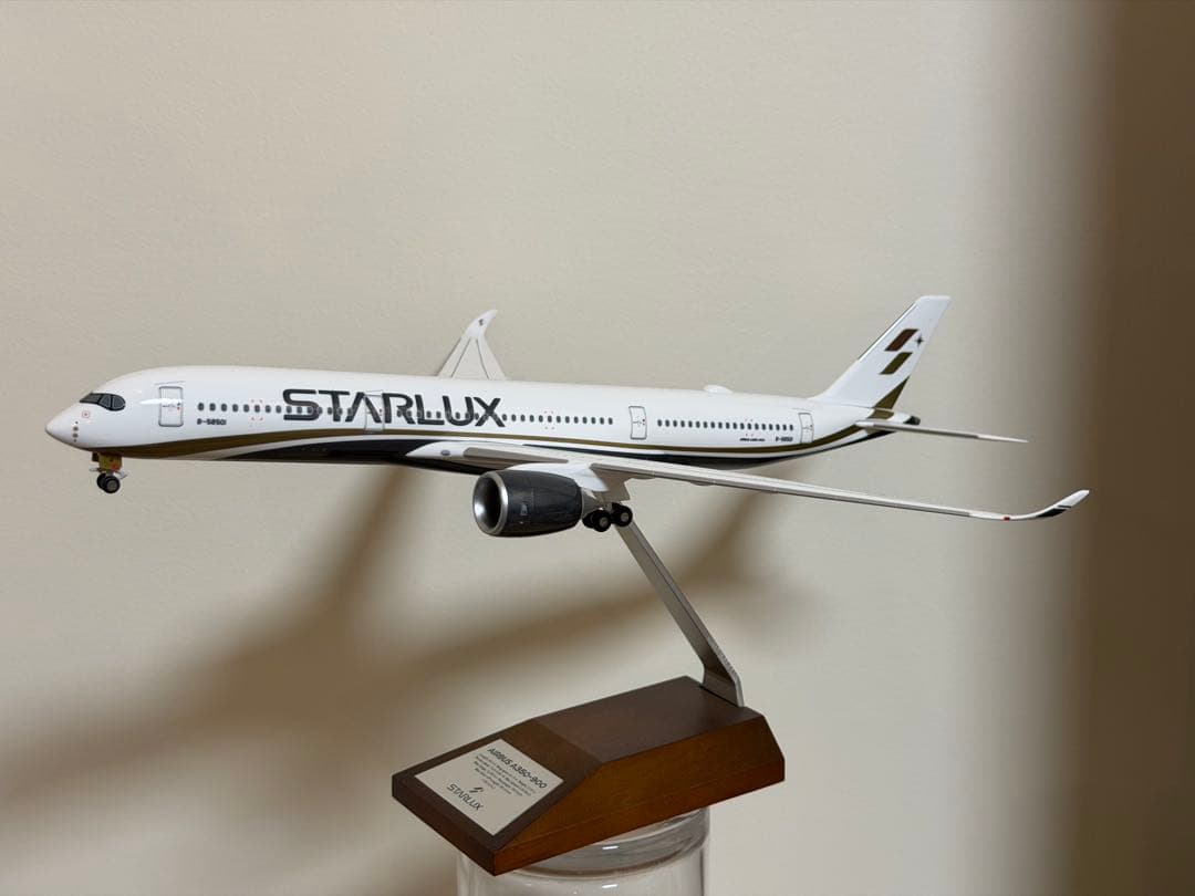 【新品】スターラックス航空　Airbus A350-900 1/200