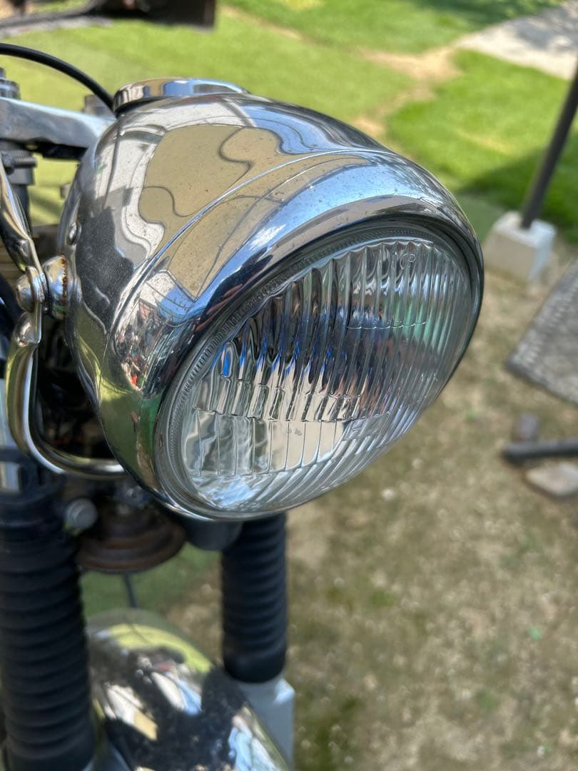 yb125sp ステー付きデイトナ製ビンテージスモールヘッドライト