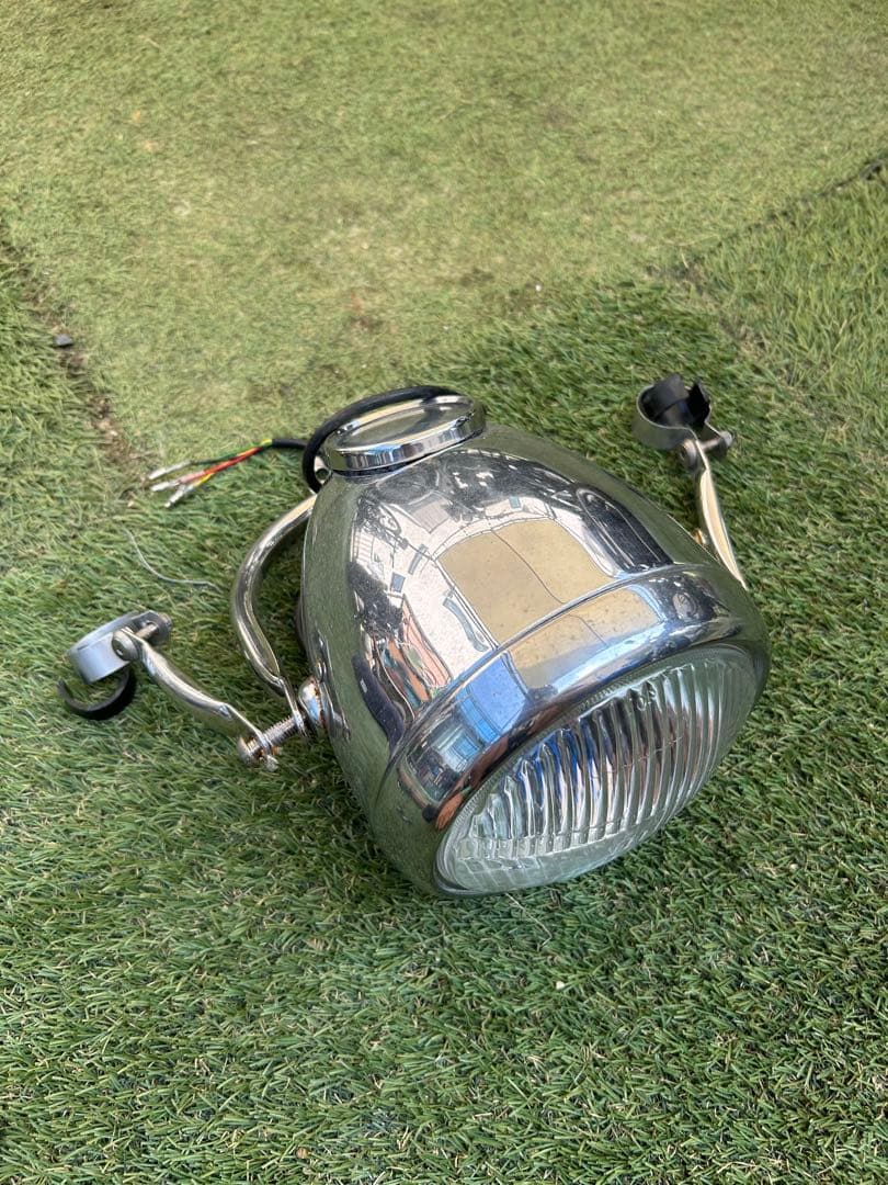 yb125sp ステー付きデイトナ製ビンテージスモールヘッドライト
