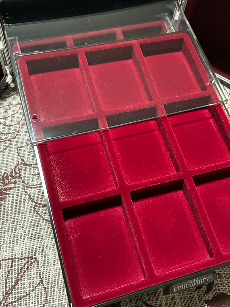 ライトハウス社　Leuchtturm アルミケース 27枚収納　新品未使用