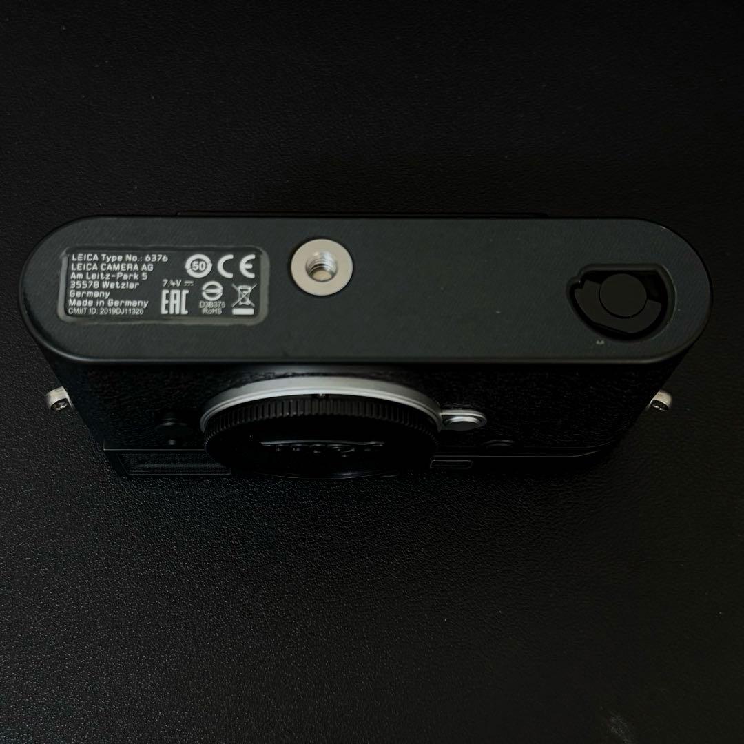 Leica M10-R ブラッククローム　極美品　A級　純正レザーケース付き