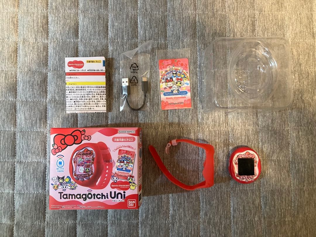 たまごっちユニ　サンリオキャラクターズ