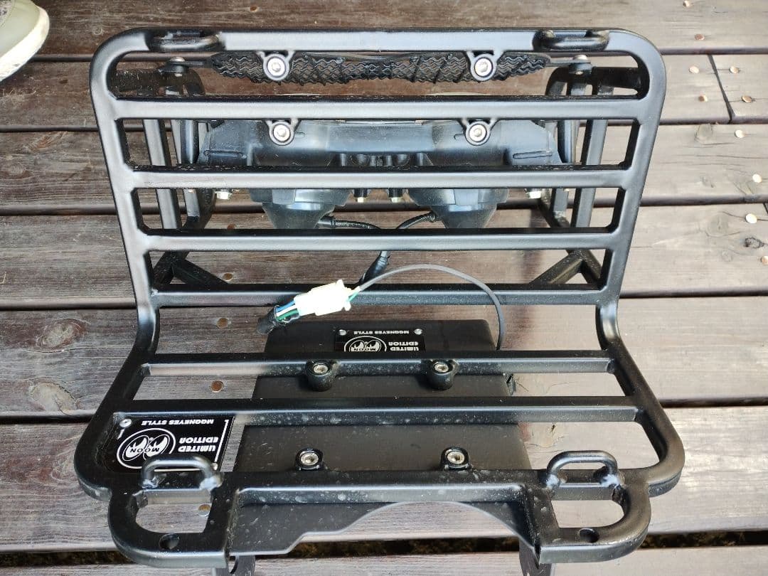 ハンターカブ デュアルヘッドライトフロントラックキット【MOONEYES】