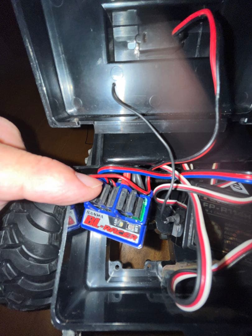 2ビート 1/10 タミヤ ハイラックス4WD マウンテンライダー仕様