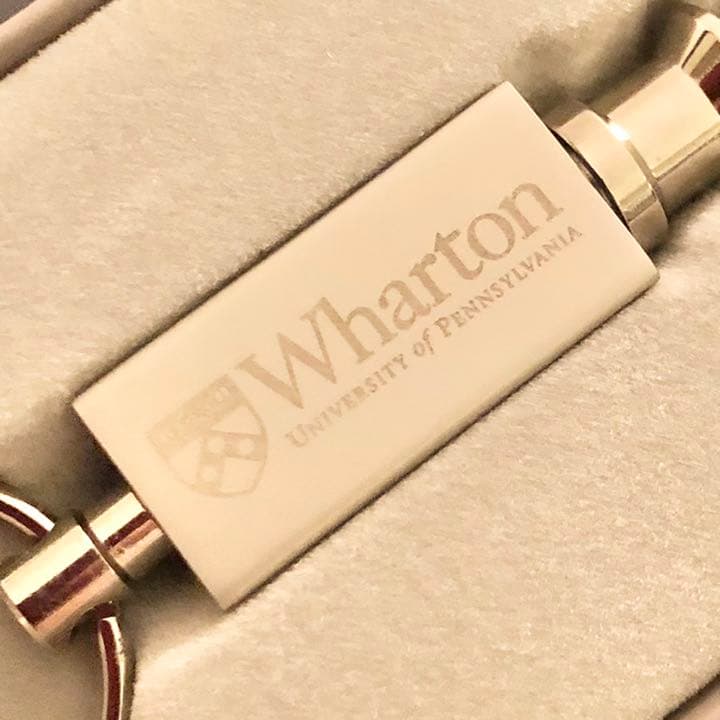 美品　キーチェーン　ウォートン　ペン大　Wharton Pennsylvania