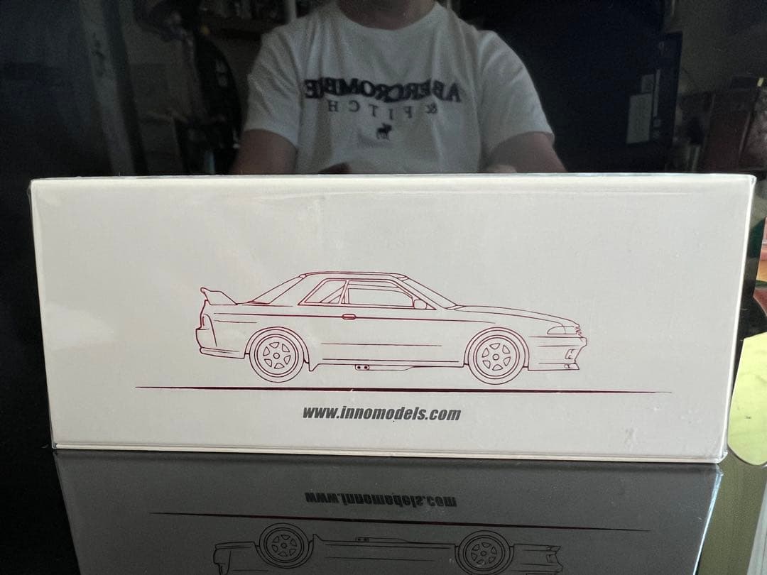 イノモデルズ1/64 Nissan Skyline R32 MINES GT-R