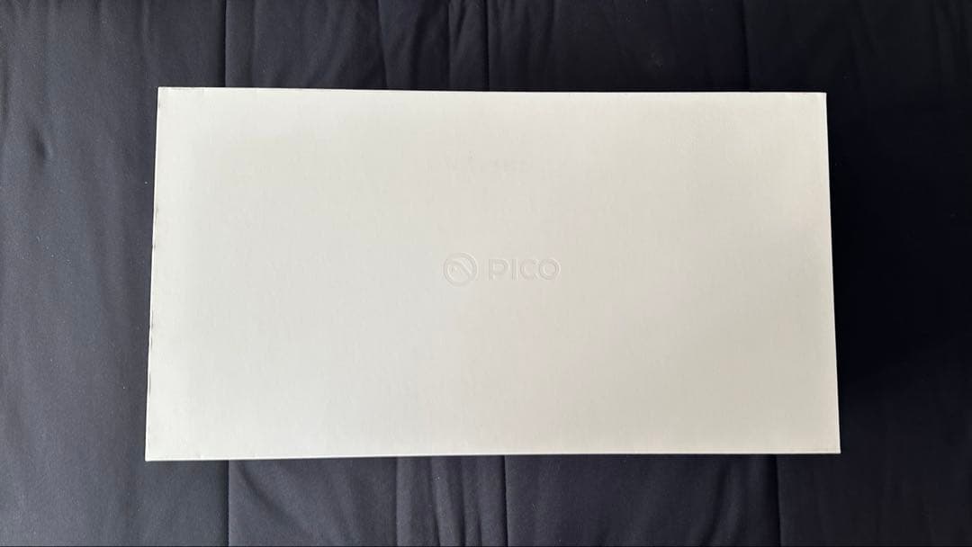 PICO 4 VRヘッドセット　8 GB + 128 GB　美品