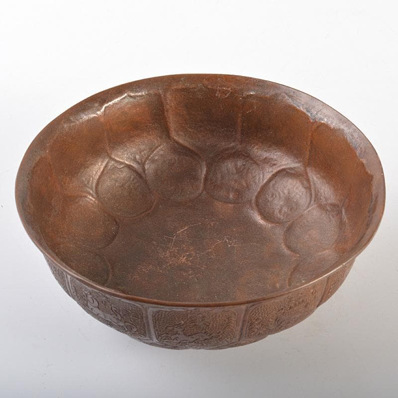 中国　古銅唐銅　鎚出　神獣文碗　C　7343E