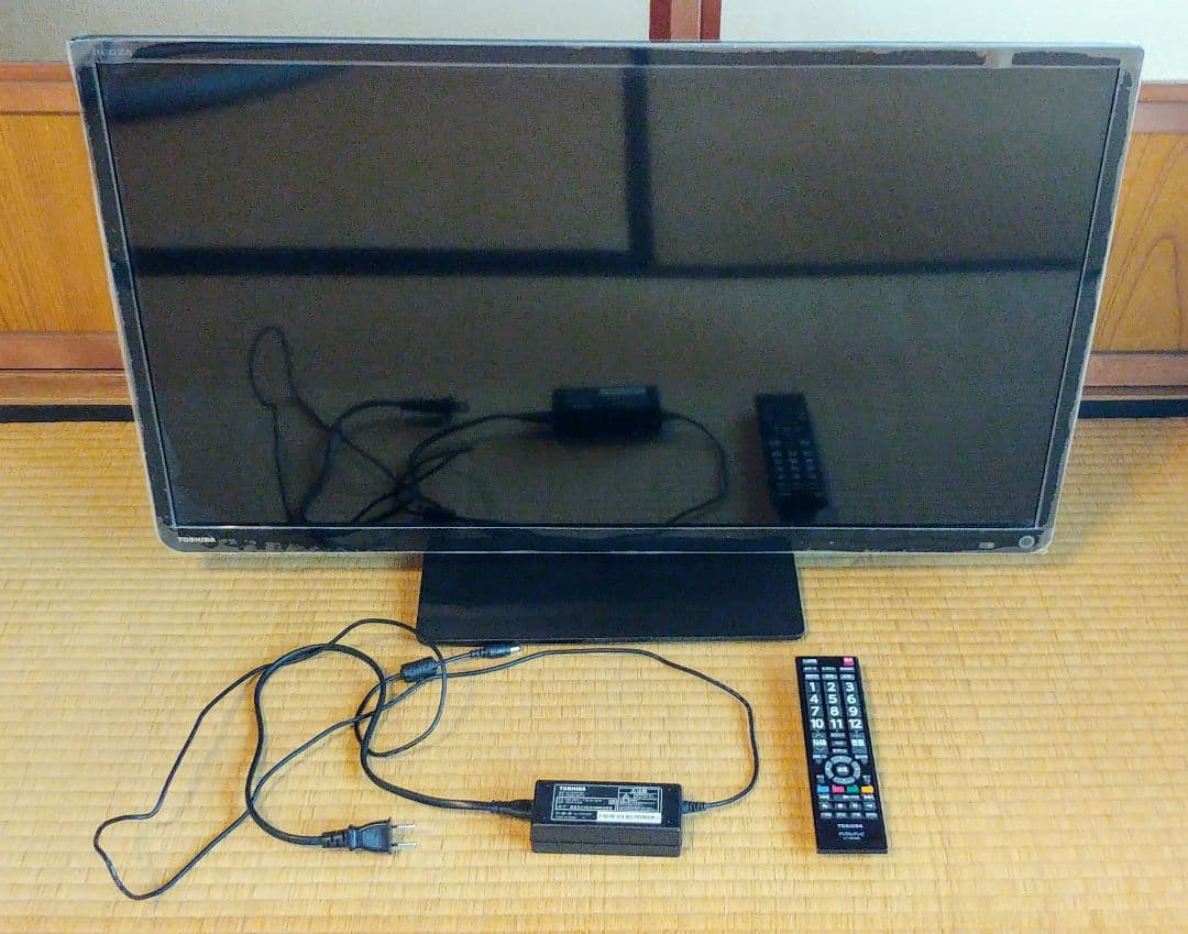 期間限定 TOSHIBA 32インチ 液晶テレビ 32S10