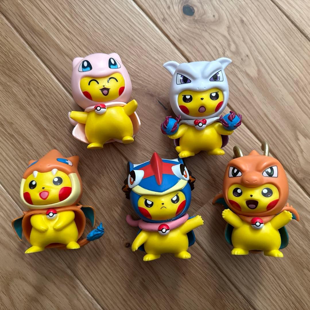 海外 フィギュア ポンチョ ピカチュウ 5体セット