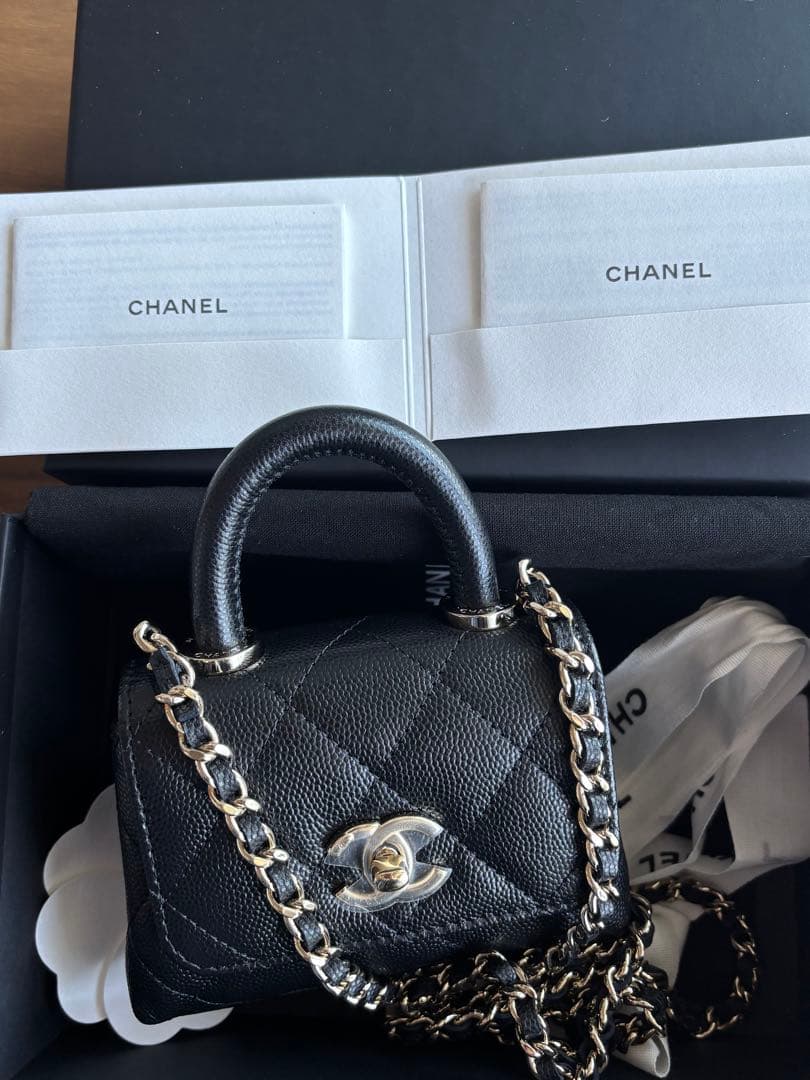 最終値下げ！新品シャネルマイクロミニココハンドルハンドバッグマトラッセ キャビア