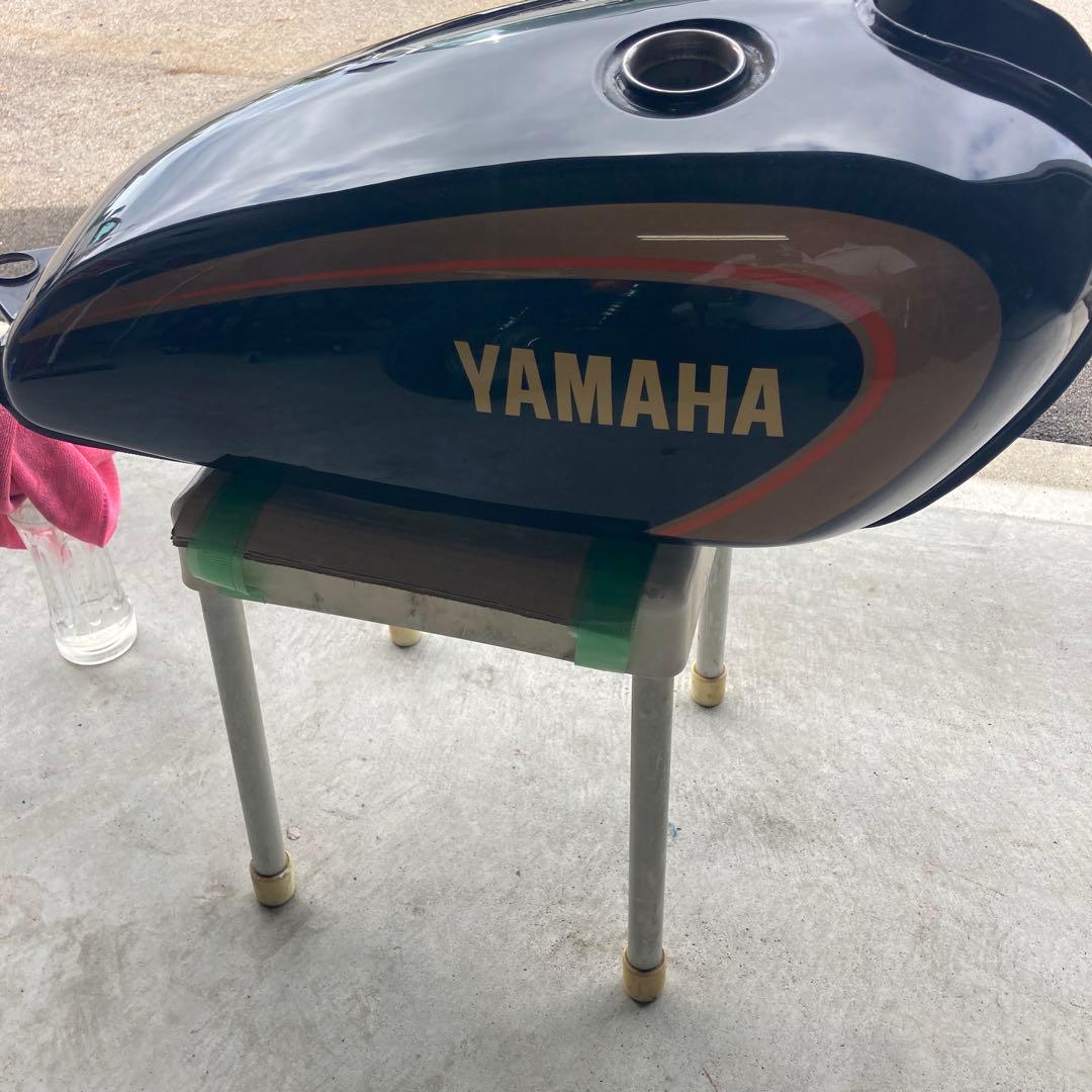 SR400 純正タンク