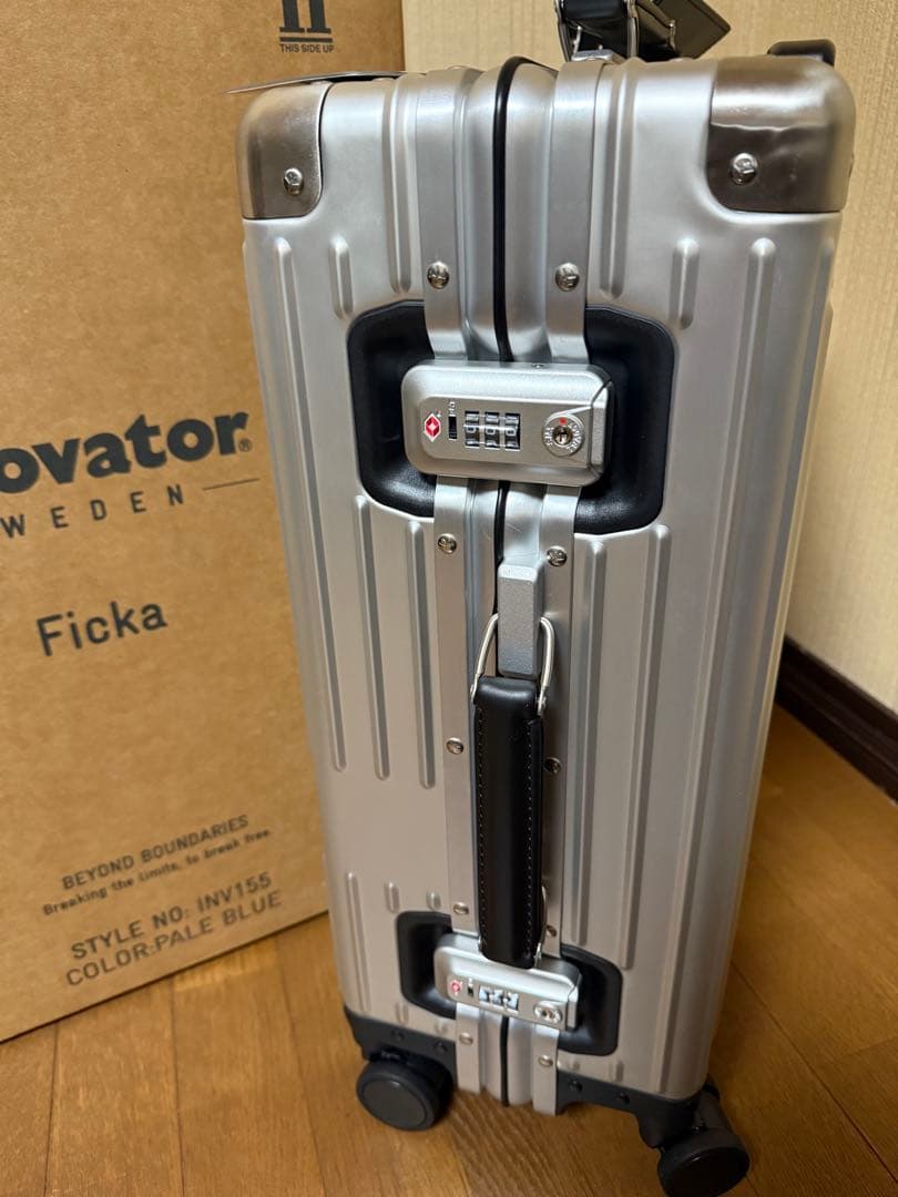 新品 イノベーター 36L 機内持込み スーツケース　アルミ　キャリーバッグ