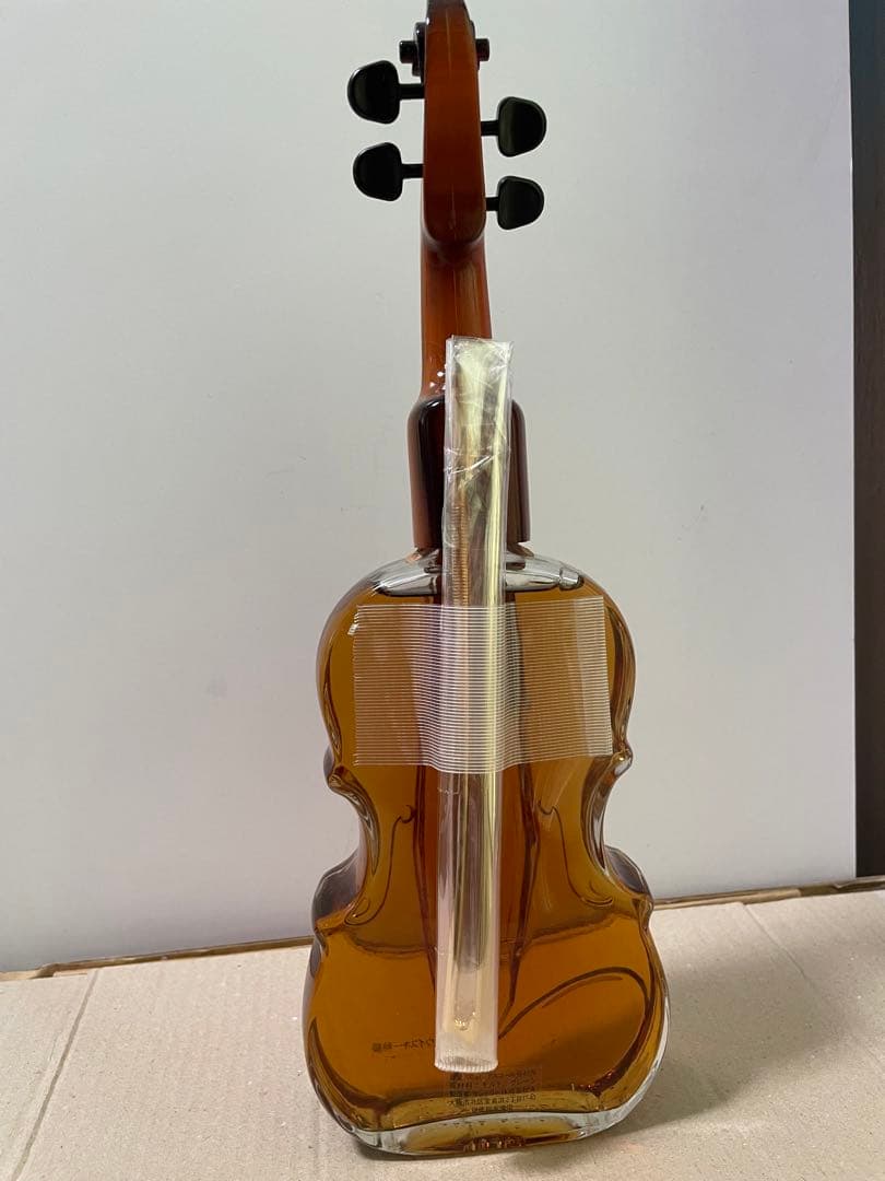 サントリーローヤル 古酒　サントリー　ウイスキーローヤル　バイオリン 　新品