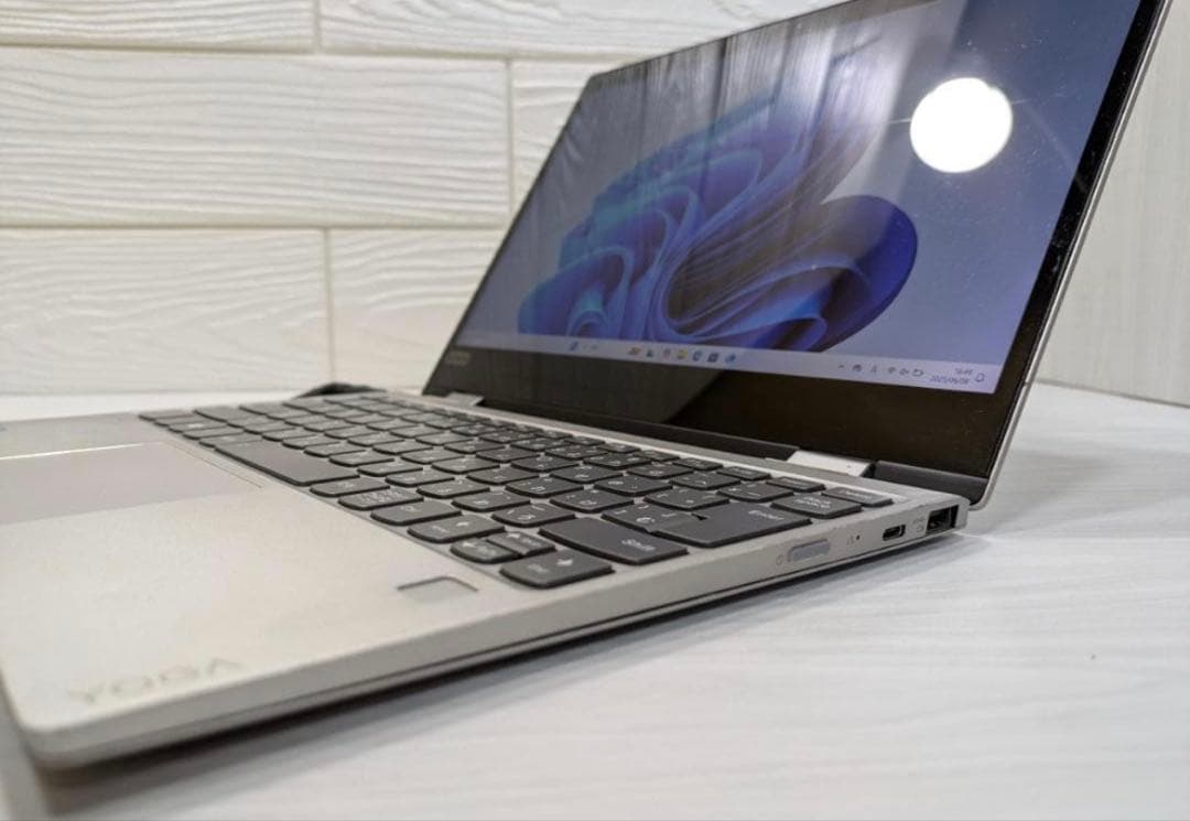 Windows11ノートパソコン　オフィス付き　レノボ　爆速SSD　Wi-Fi