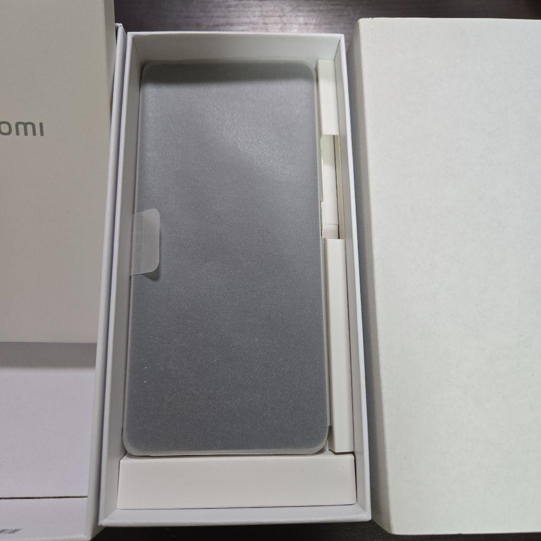 Xiaomi 14T チタングレー 超美品 付属品 未使用 ブルーは完売 オマケ