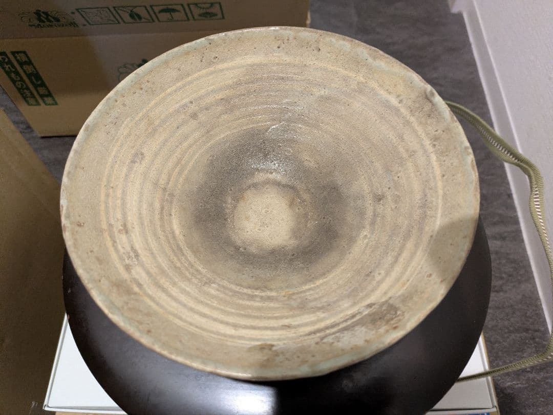 時代物　李朝　刷毛目　平茶碗　夏茶碗　古美術品　骨董　金直し