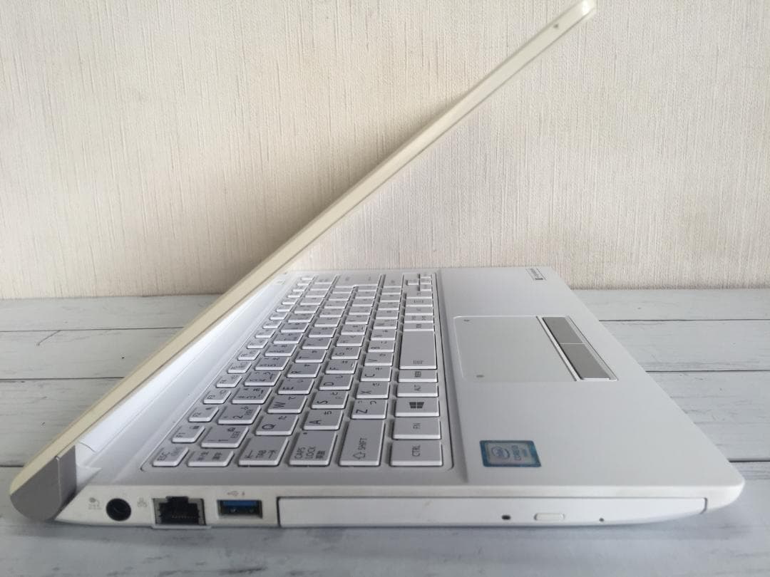 東芝 dynabook RX73/VWQP フルHD 13.3型コンパクトノート