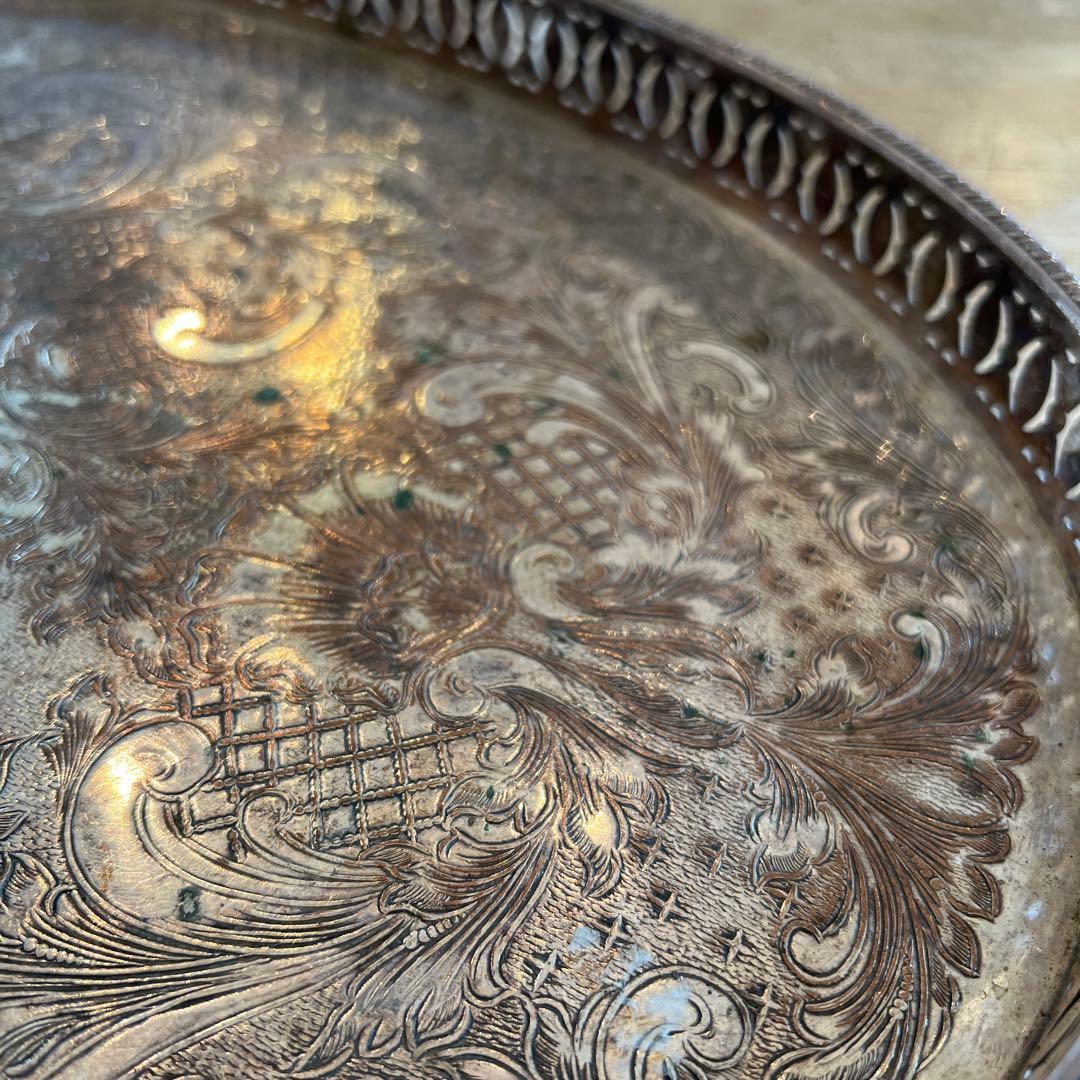 英国アンティーク 彫刻模様 オーバルトレイ