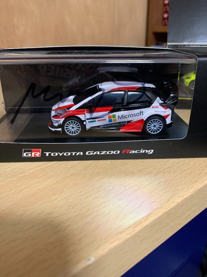 GAZOO Racing ミニカートヨタの社長さんのサイン入り