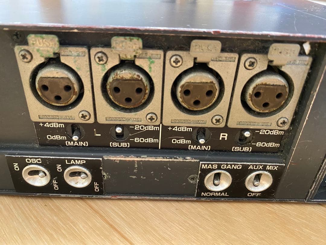 4chオーディオミキサー（sigma EFP-402L）