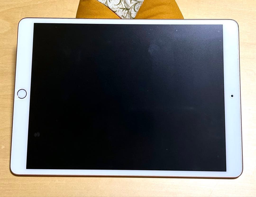 iPad Air 第3世代(64GB) Wi-Fiモデル ゴールド