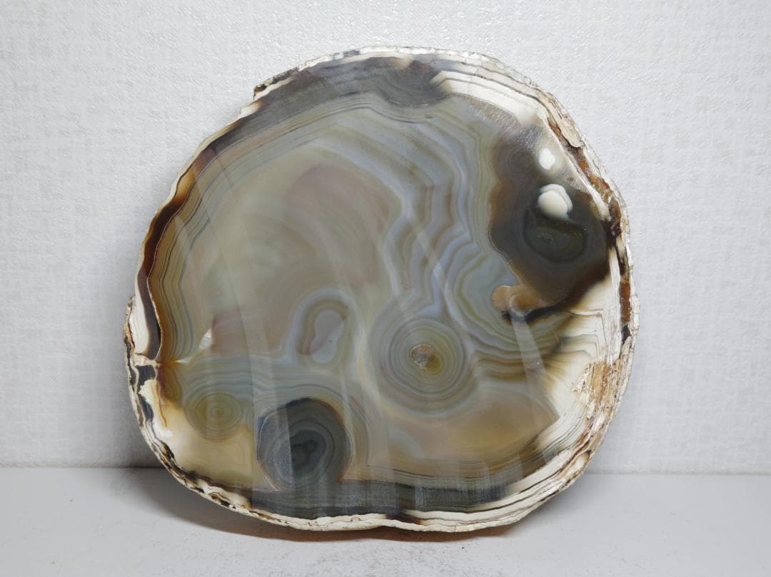 瑪瑙 1.8kg メノウ 原石 鑑賞石 自然石 誕生石 水石 鉱物 宝石 置石