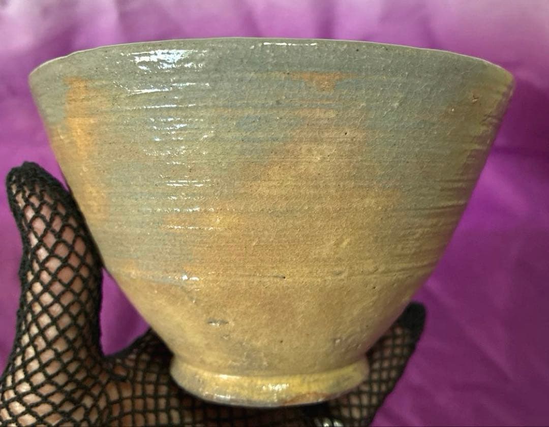 【茶道碗】赤津焼窯元　長谷窯　加藤錦雄 作　茂三写し　￥57,350 桐箱.暦栞