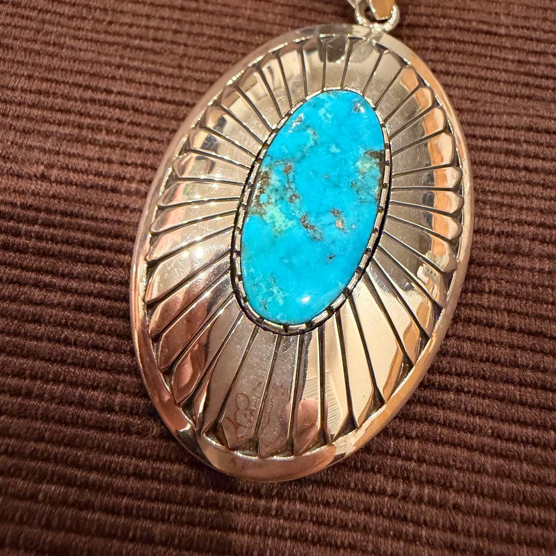 ナバホ族 キー・ネズ作 ペンダントヘッド