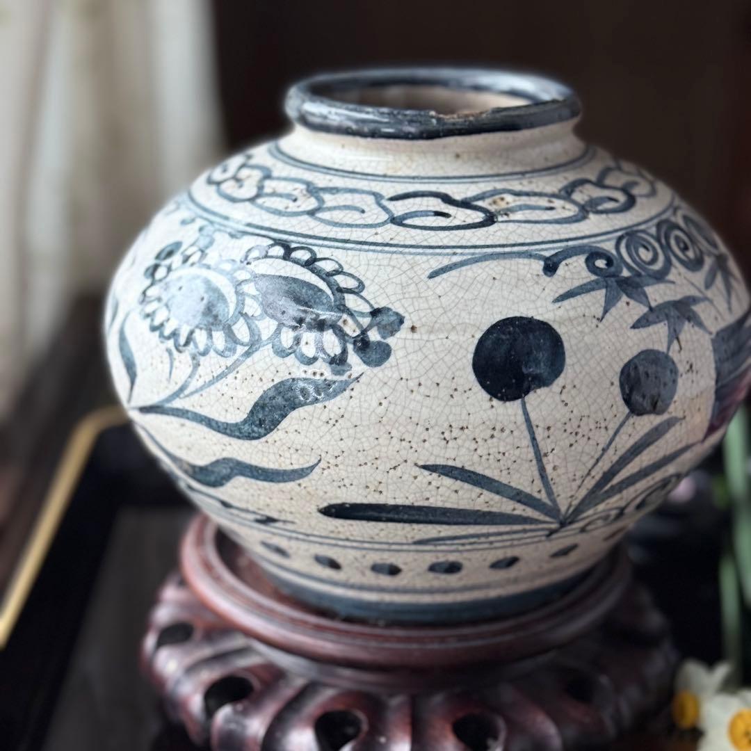 2332様感謝‼️新春の渾身リリース‼️大陸の息吹‼️門外不出愛蔵品李朝　染付壺1客