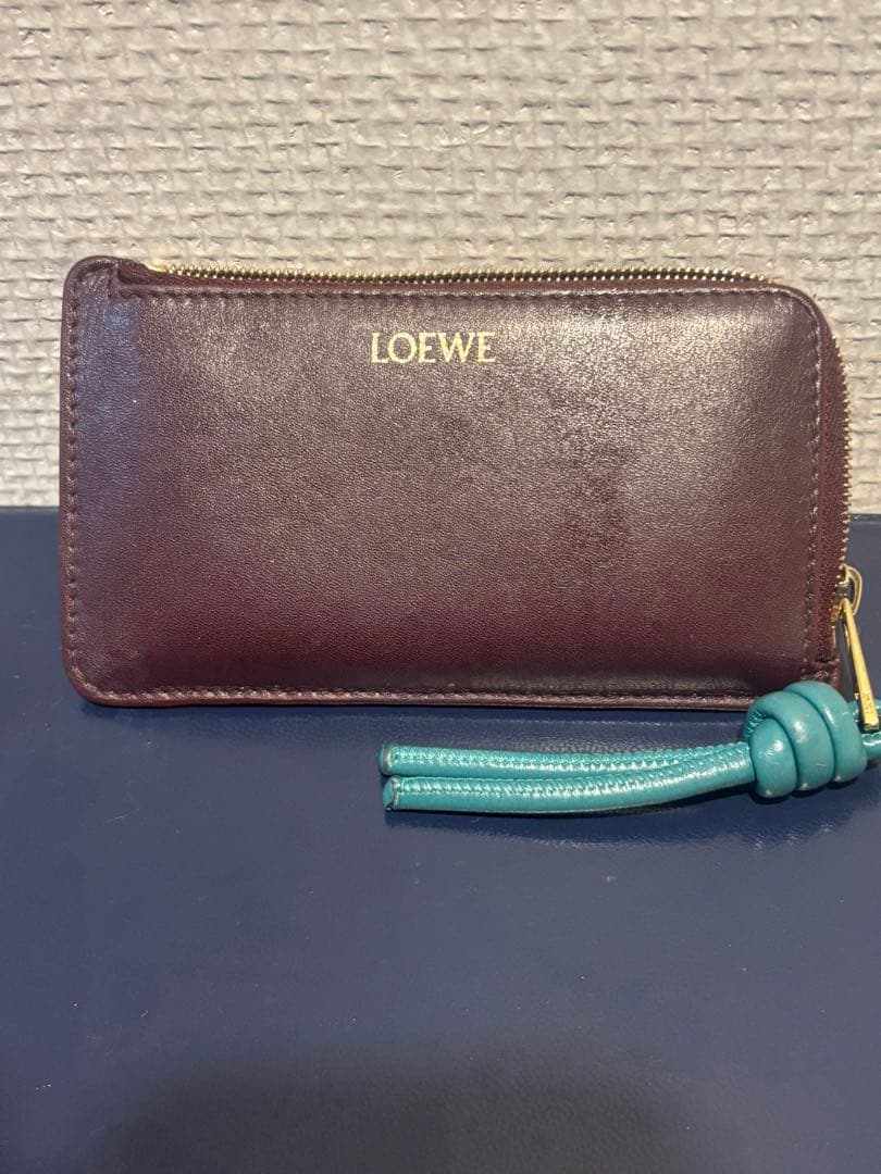LOEWE ダークブラウン ケース