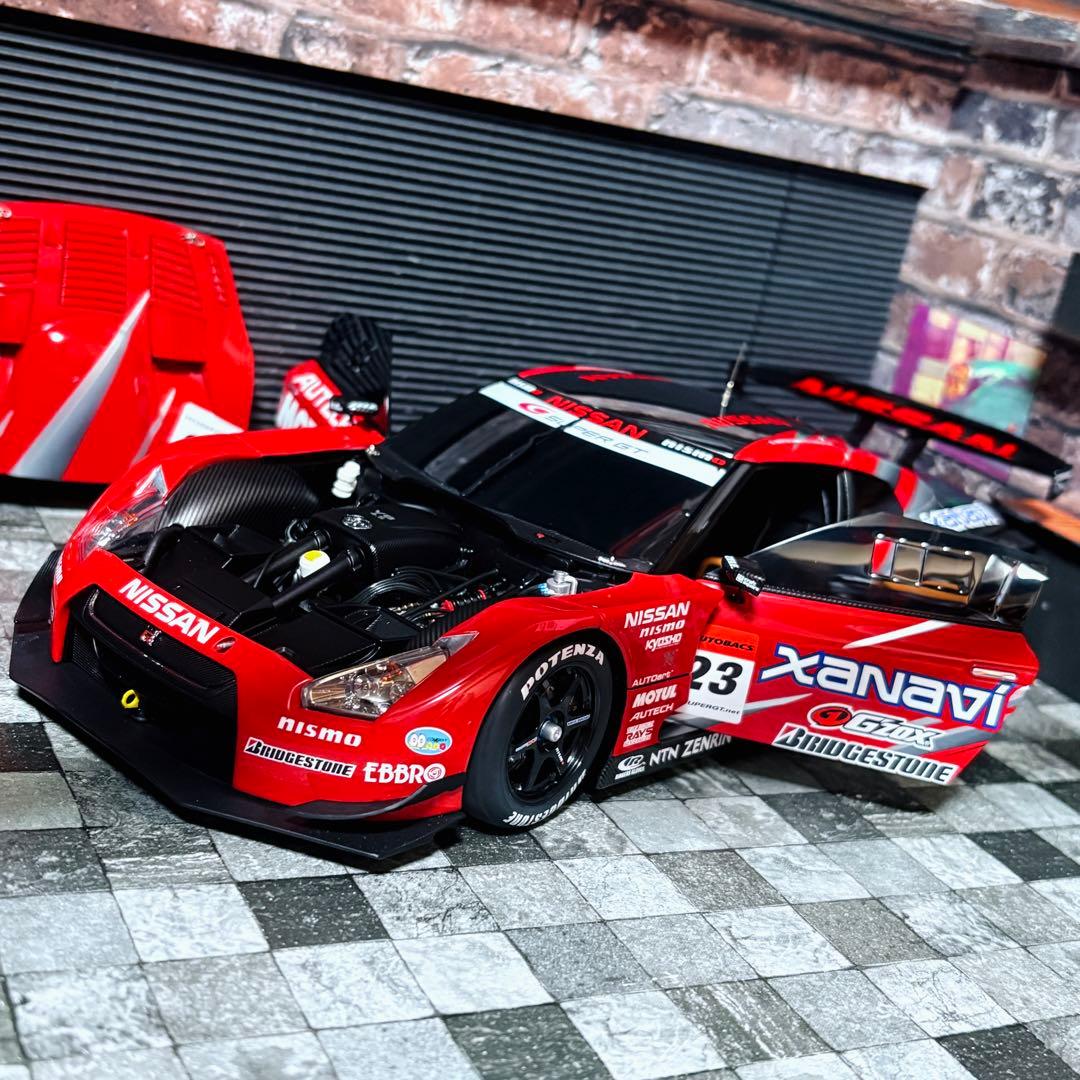 ニスモ特注 1/18 AUTOart ザナビィ NISMO GT-R 2008