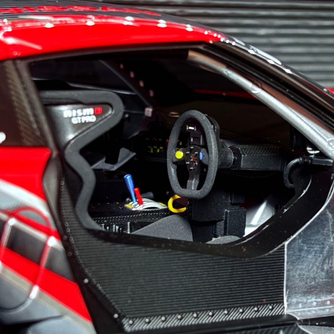 ニスモ特注 1/18 AUTOart ザナビィ NISMO GT-R 2008