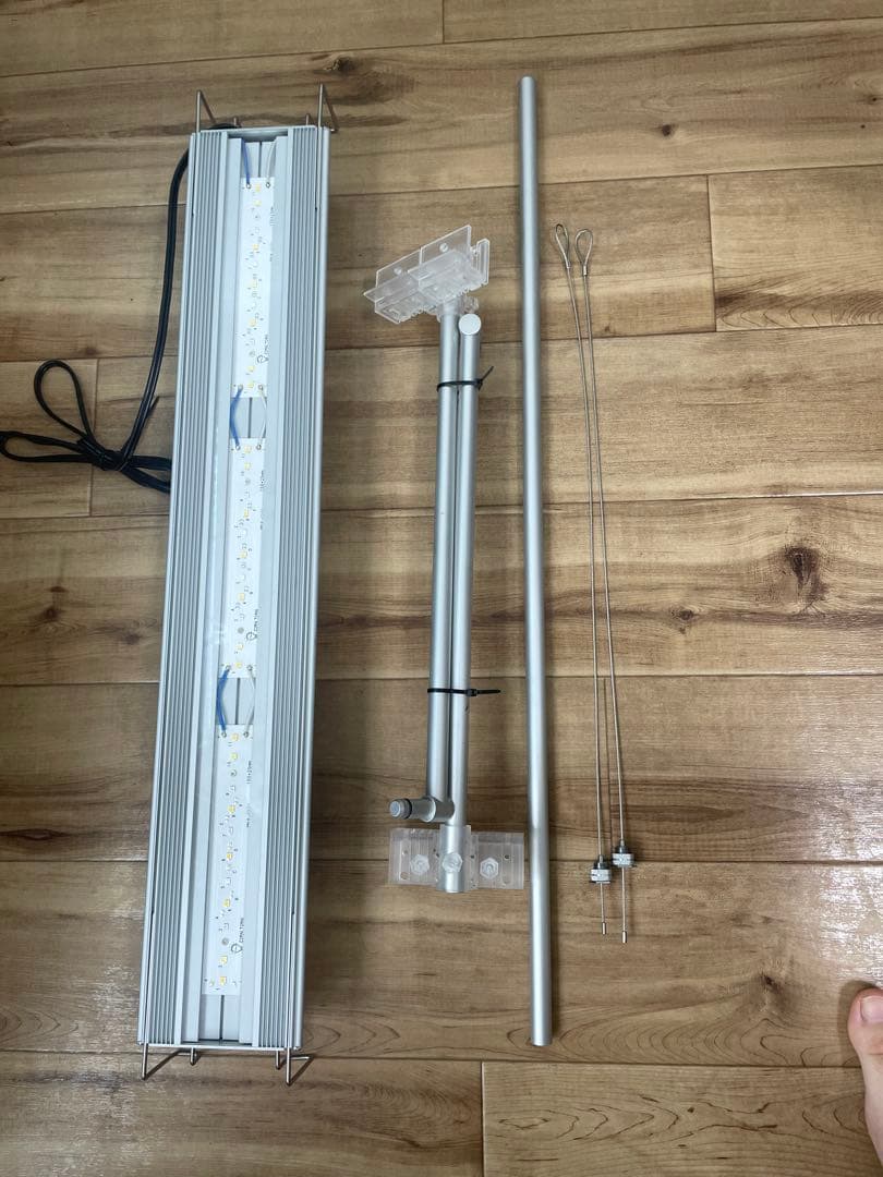 即決希望　　エーハイム2213 ブラック　60センチ水草水槽セット　保証書あり