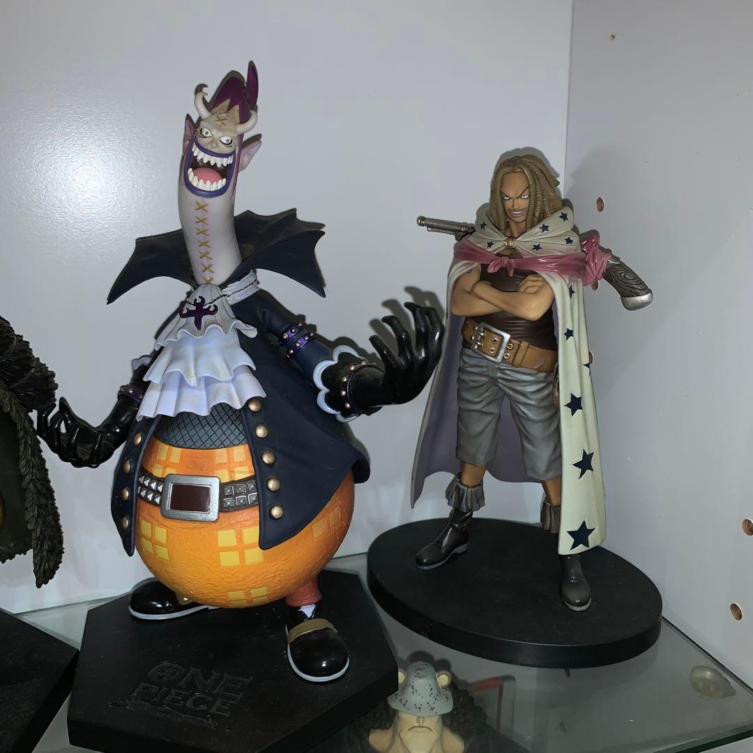 ワンピースフィギュア  引退