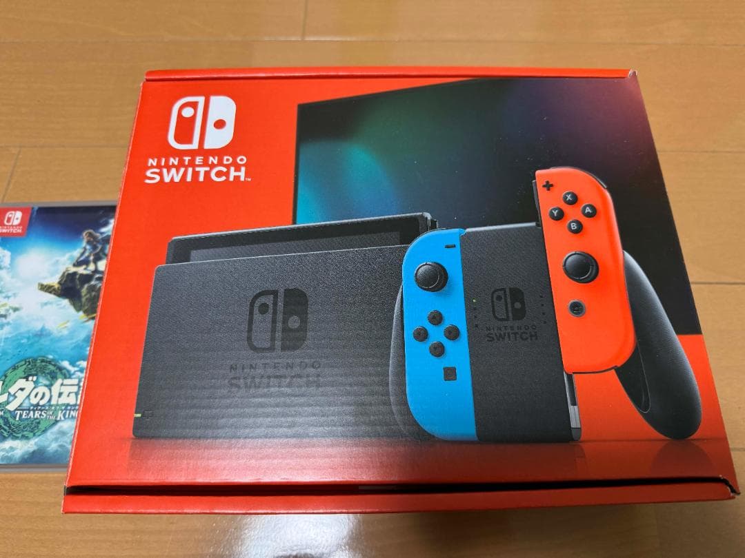 ゆ*様 【美品】Switch本体 (23年購入) ＋ ゼルダの伝説 ティアキン