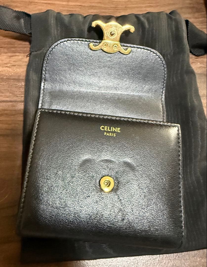 即購入OK✨美品✨CELINE✨黒 レザー ✨二つ折り財布✨