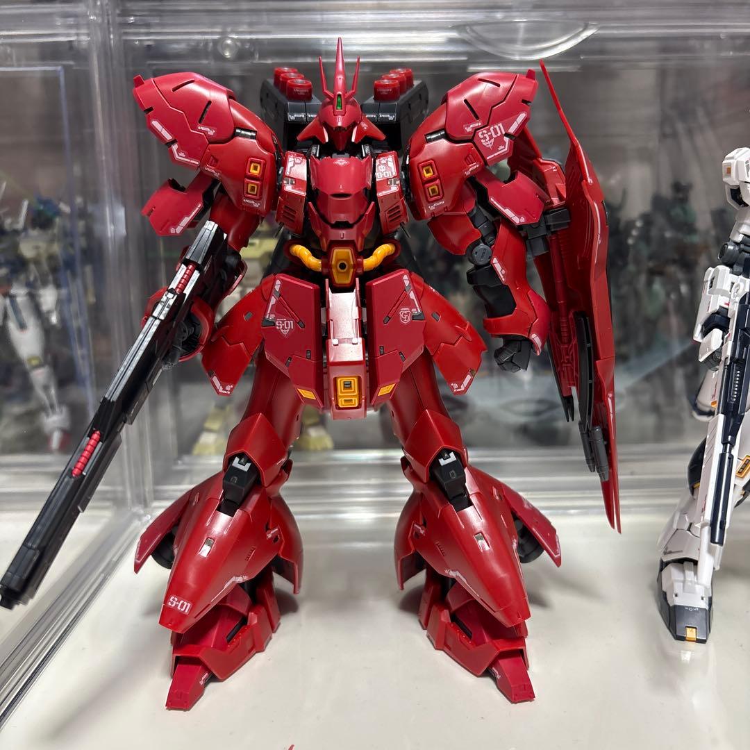 RG サザビー、νガンダム素組完成品2体セット