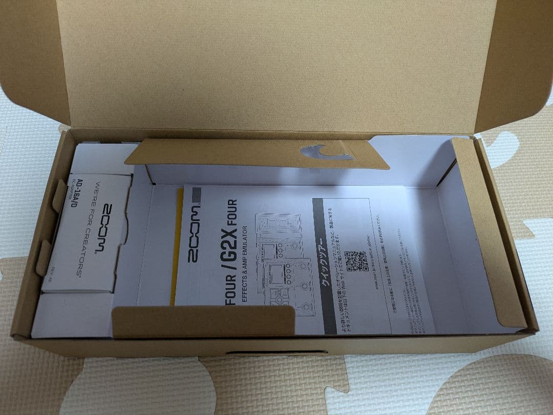 ZOOM G2X FOUR 　ギターエフェクター