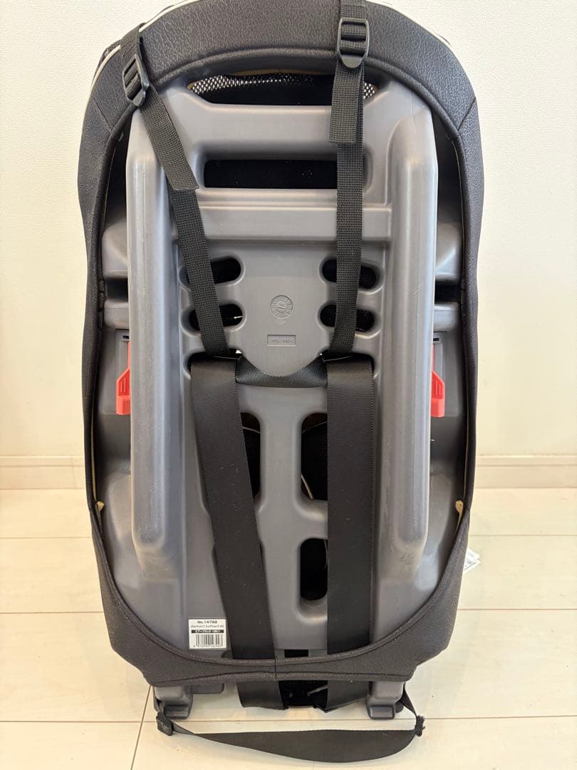 Combi joytrip コンビ ジョイトリップ チャイルドシート