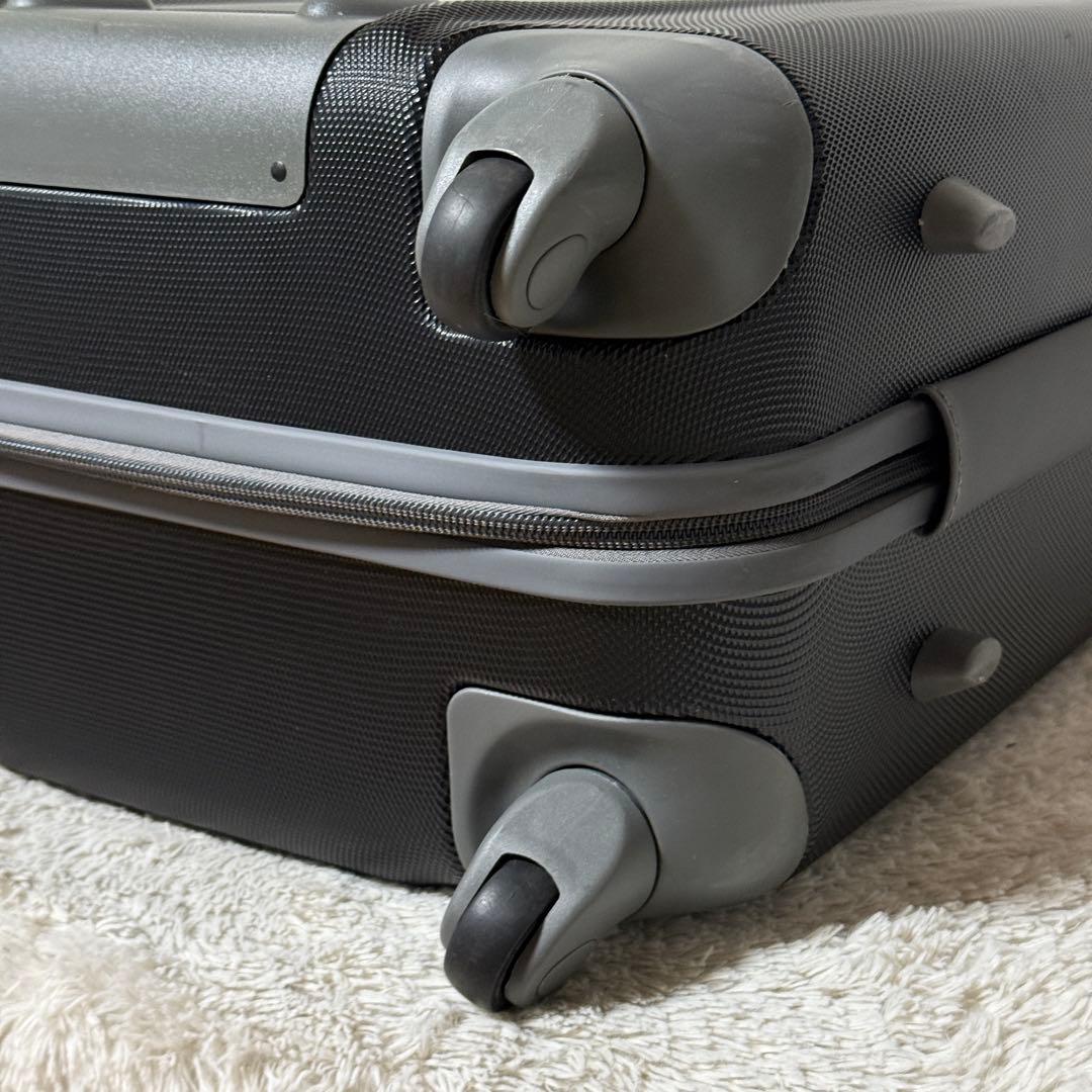 美品✨サムソナイト　ハードシェル　キャリーケース　ブラック　大容量　4輪