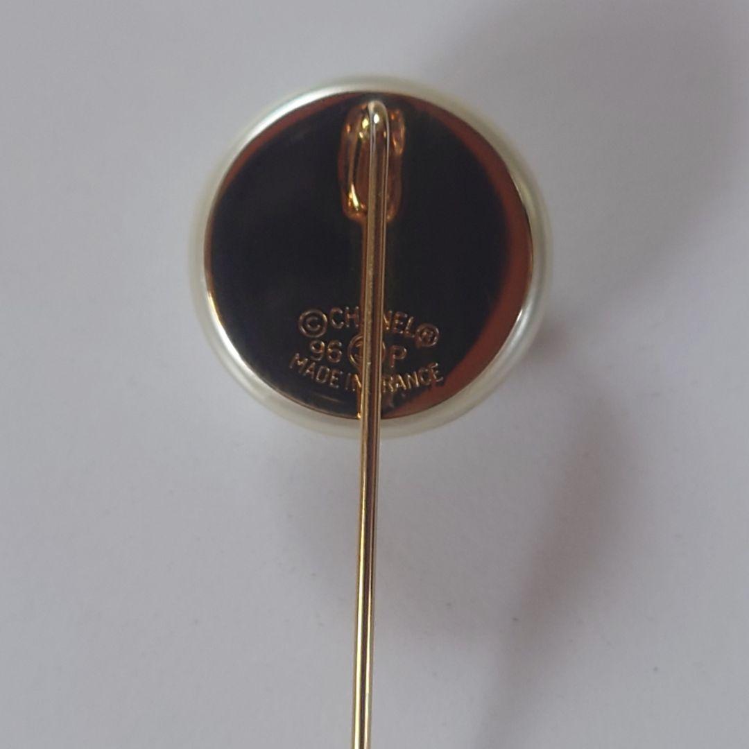 未使用に近い シャネル ピンブローチ 96P ココマーク フェイクパール ケース