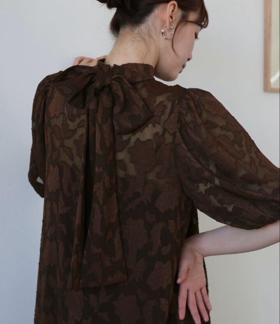 J by blue. インナー付きバックリボンジャガードドレス