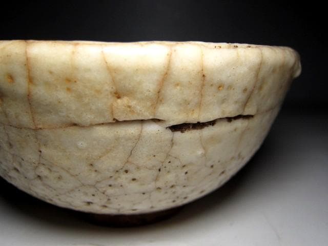 古志野茶碗 「しぐれ」 裏千家十三代 円能斎花押 仕覆付　　　　　　　e169